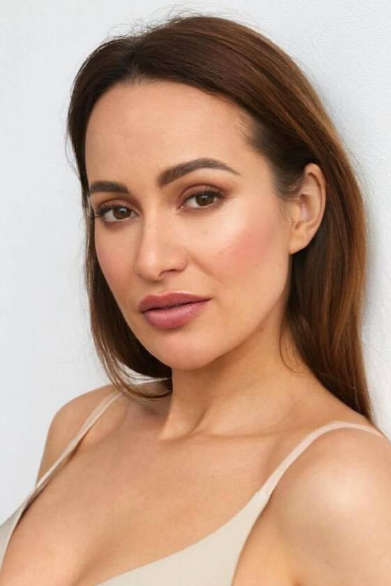 Karolina Krezlova Karolina Krezlova